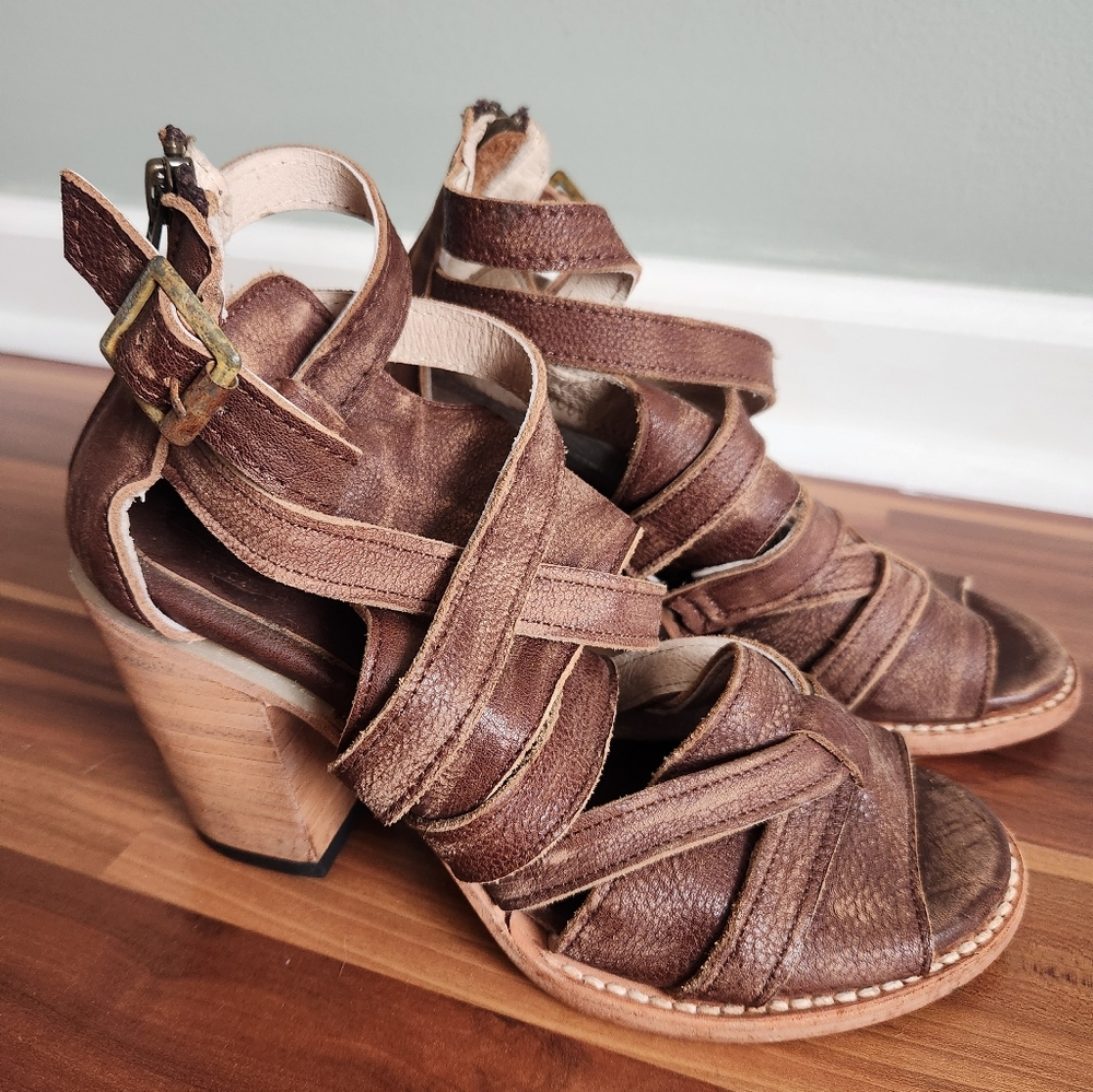 🔥Freebird By Steven Claw Distressed Gladiator Strappy Heel Sandal Brown | Sz 7
